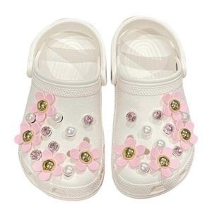 Croc Charms Pink Daisy Flower Diamond Set